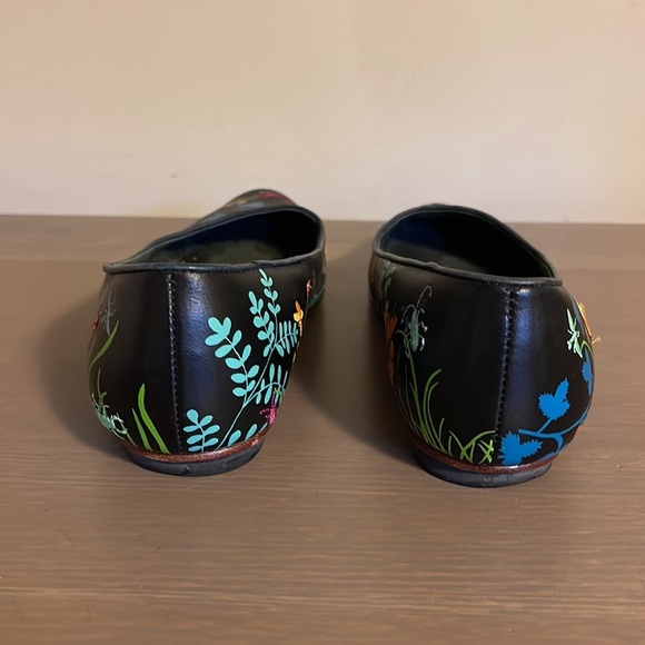 Camper Black Leather Colourful Embroidered Floral Print Flats - Women’s Size 36 - Picture 5 of 9